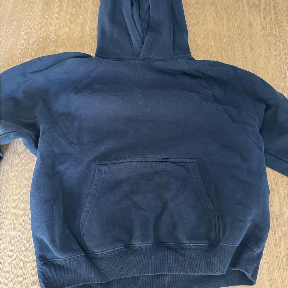 Aritzia navy mega fit Fleece Sweatshirt